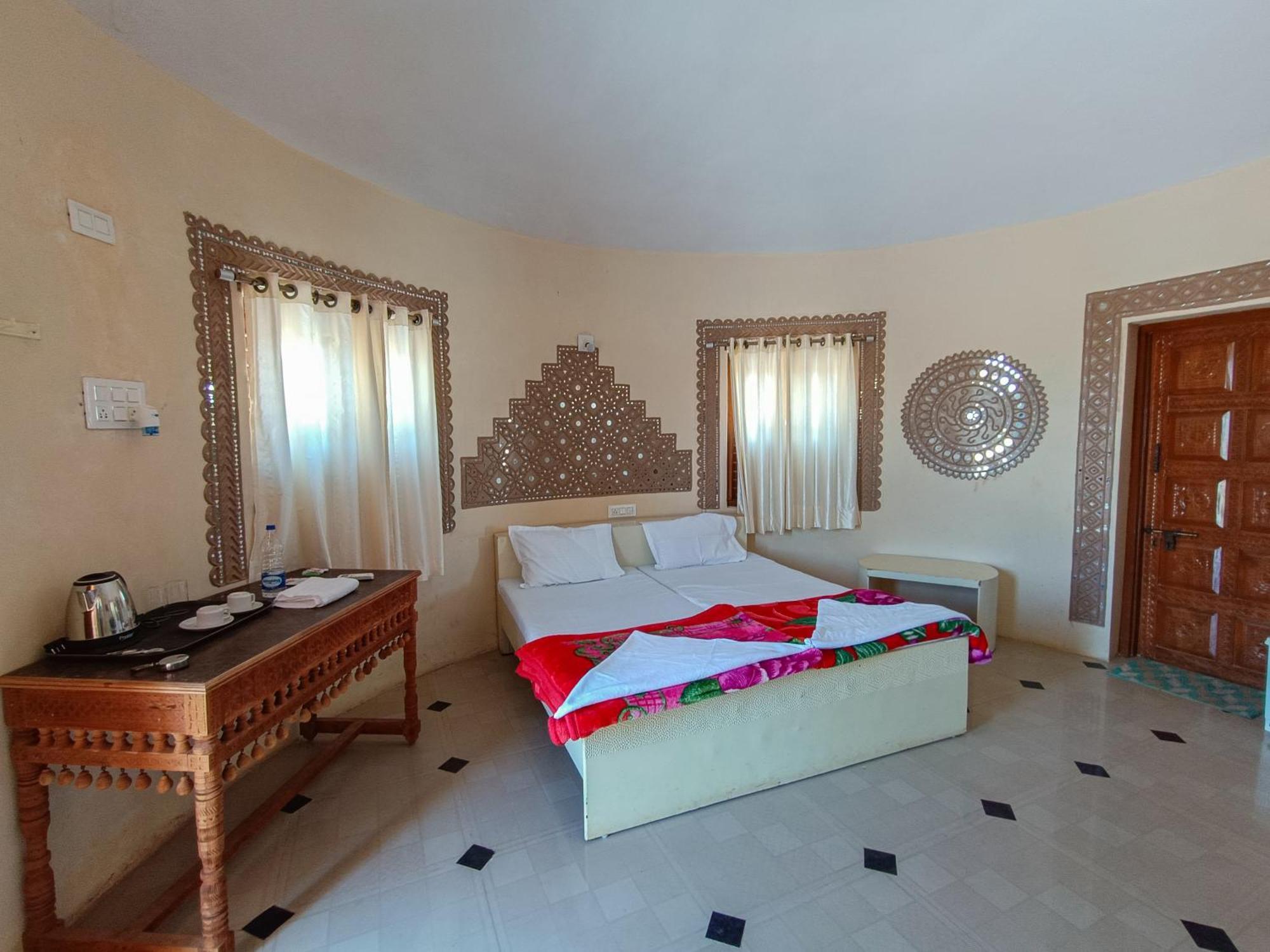 Dholavira Tourism Resort Eksteriør billede